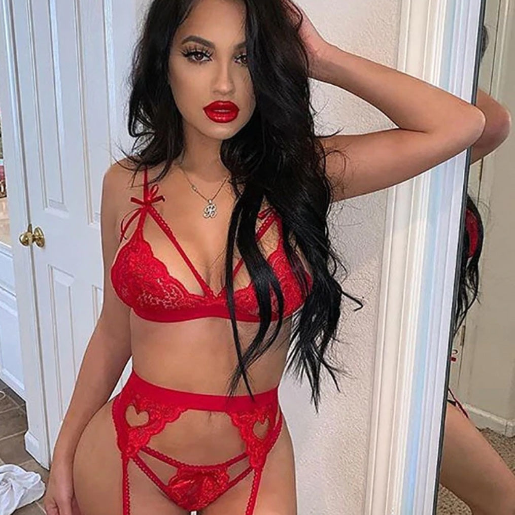 ‘Jessica’ Heart 3 piece Lingerie set