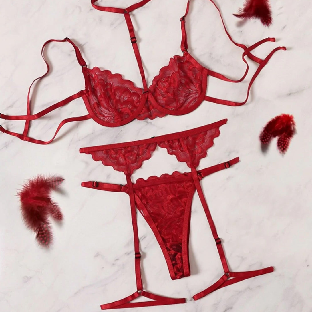 ‘Rebecca’ red 3 piece lace lingerie set