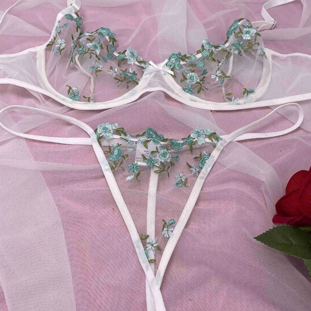 ‘Katie’ Floral Embroidery Lace 2 piece Lingerie set