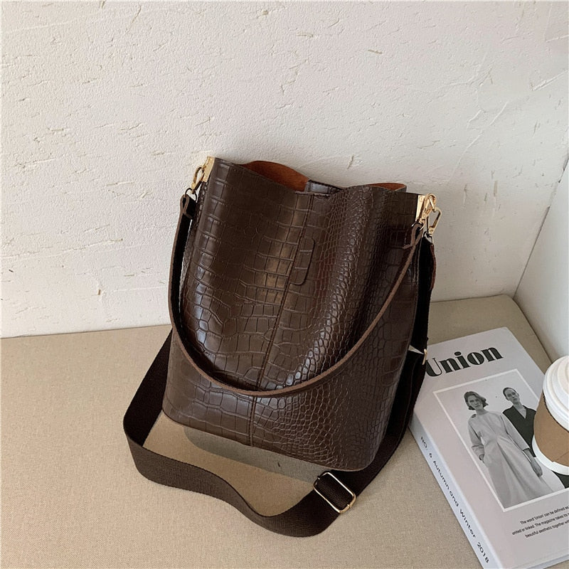 ‘Quartz’ Vintage Crocodile Crossbody bucket Bag