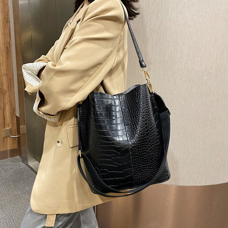 ‘Quartz’ Vintage Crocodile Crossbody bucket Bag