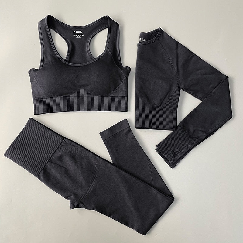 ‘Crystal’ 3 piece Seamless Yoga Set with sports bra, long top and leggings